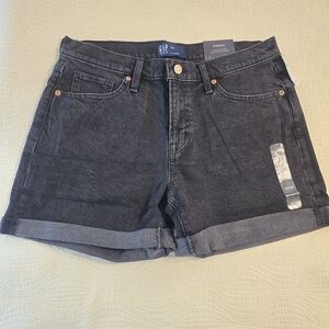 NWT GAP Ladies Distressed Mid Rise Black Denim Jean Shorts